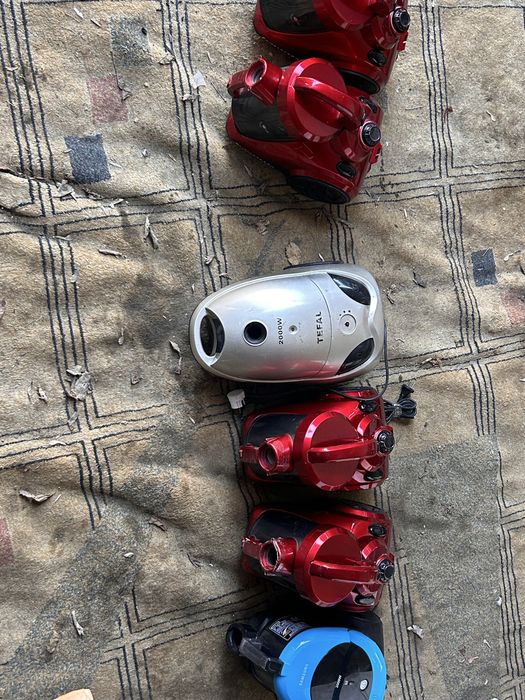 Продам пылесосы на запчасти