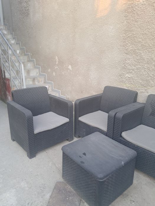 De vânzare,mobilier gradina ratan plastic canapea,două fotolii
