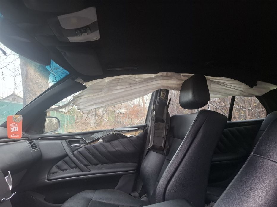 Продам MERCEDES BENZ W210 E200 V6 в аварийном состоянии