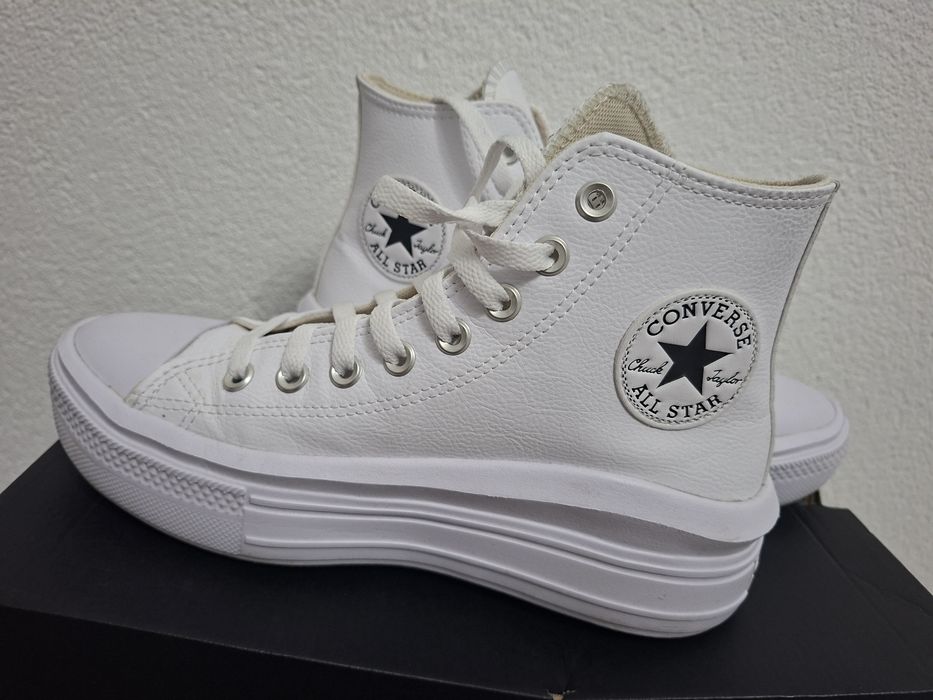 Дамски Кожени Кецове Converse
