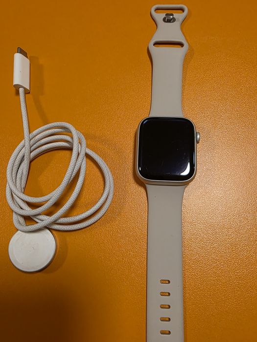 Apple Watch 9 GPS Carcasa  Aluminium 45mm,  Sport Band Bej garantie