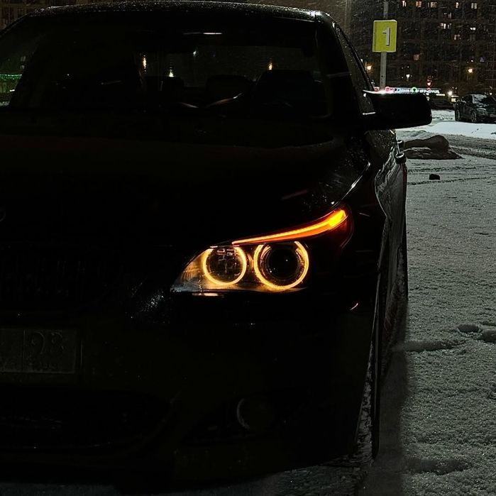 Bmw e60 525i Машина полностью облужиная  краска 100% чистая