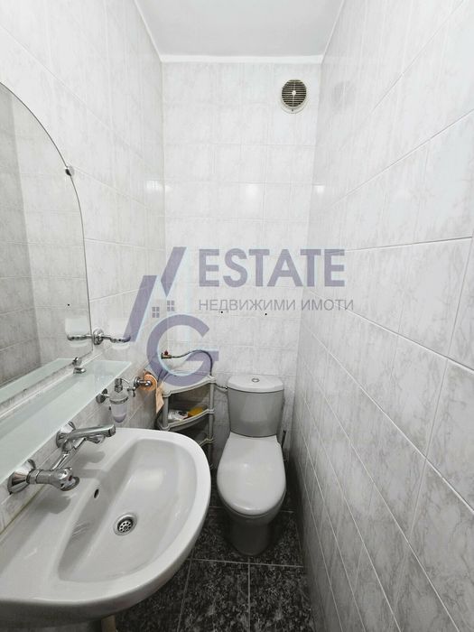 Тристаен апартамент в гр. София, жк. Люлин 3