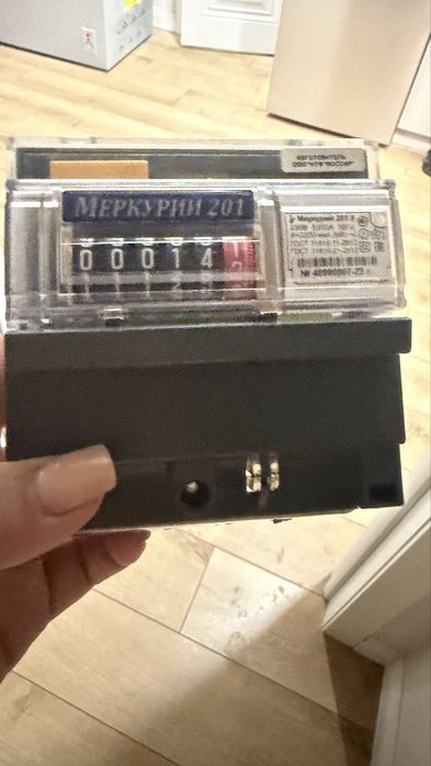 Продам электро счетчик