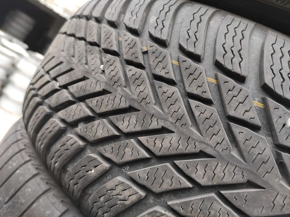2бр Зимни гуми 205 55 16 - Nokian - DOT 2023
