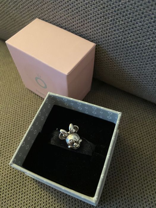 Гривна и талисмани Pandora