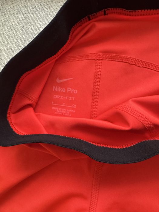 Дамски сет Nike клин и яке