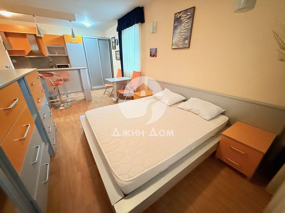 Продава се Едностаен апартамент в к.к. Слънчев бряг - 42 кв.м за 1500 €/кв.м - Снимка #1