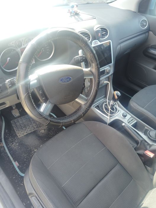 Vând Ford Focus anul 2008
