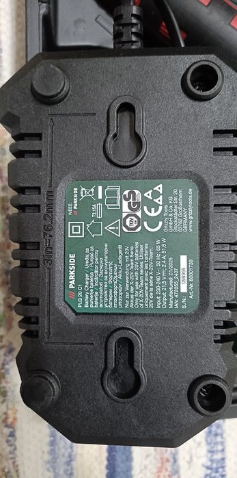 De vînzare bormașină cu percuție pe acumulator..