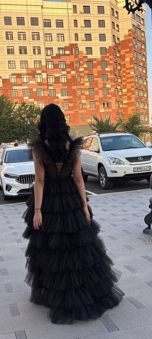 Вечернее платье    .