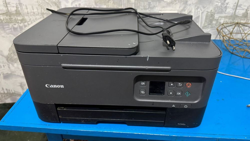 Продам Принтер canon