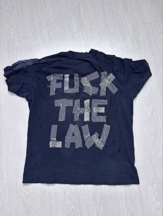 Тениска на луда fuck the law рядка