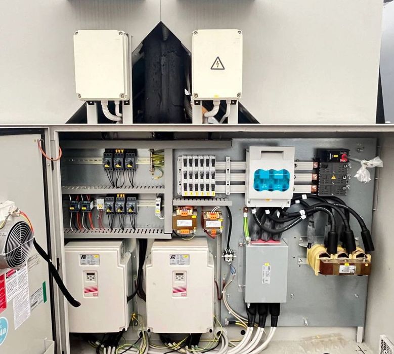 Чиллер DAIKIN EWYD250BZSL (248 кВт)