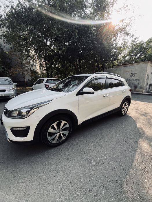 Продам Kia Rio X line