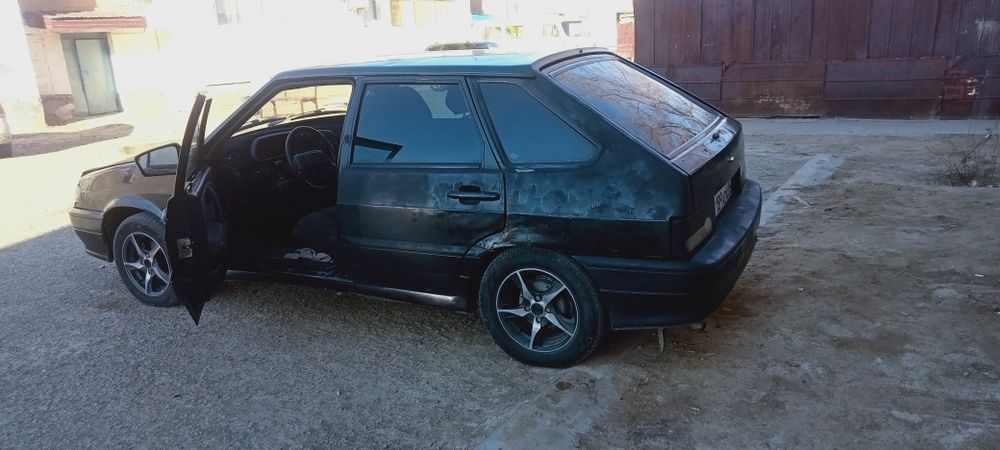 Машина сатылат,2114