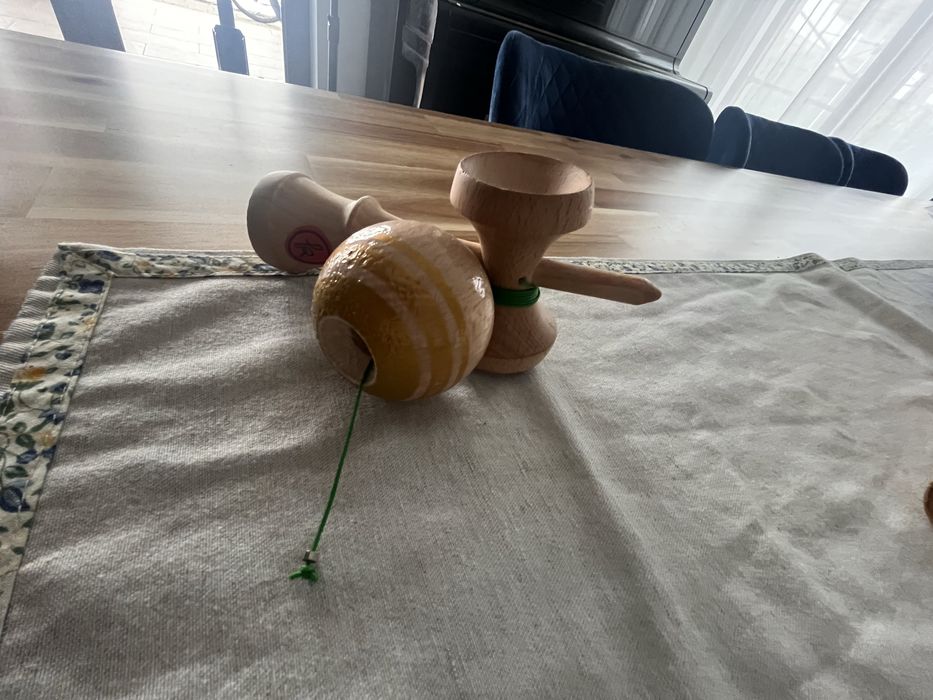 Kendama europe sticky clear