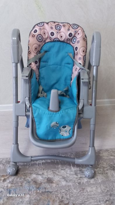 Детский стул для кормления