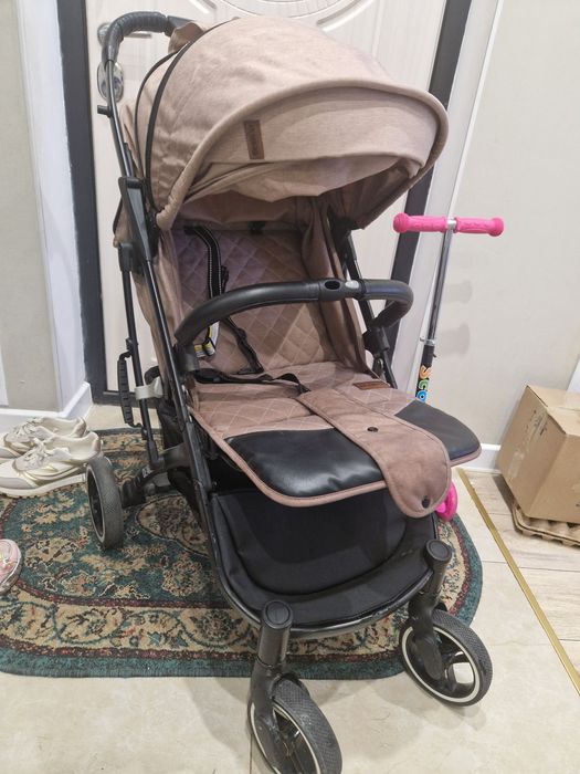 Детская коляска в отличном состоянии