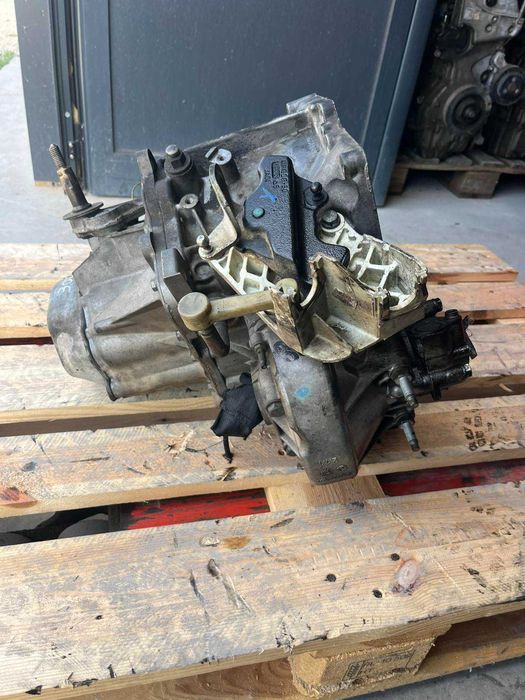 Скоростна Кутия PEUGEOT 307 1.6 HDI 06г.-Ръчна 5ск.