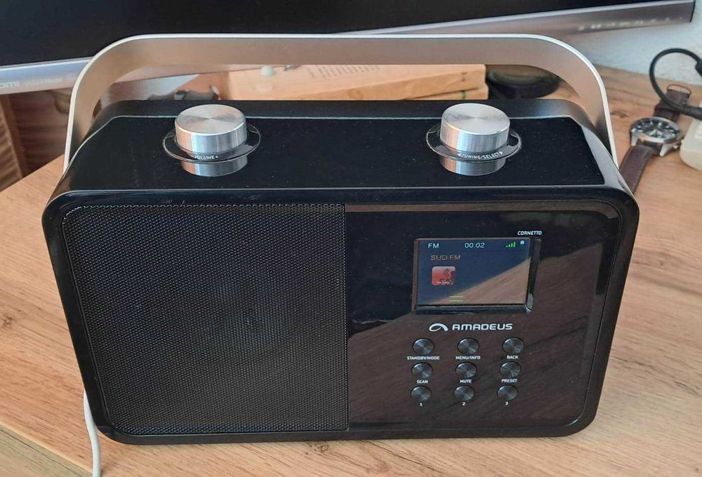 Radio AMADEUS CORNETTO - DAB+/FM si Bluetooth