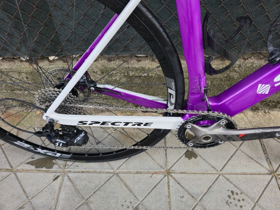 Карбонов шосеен велосипед Дамски XS  размер рамка  XX Sram курбели, Проходни оси