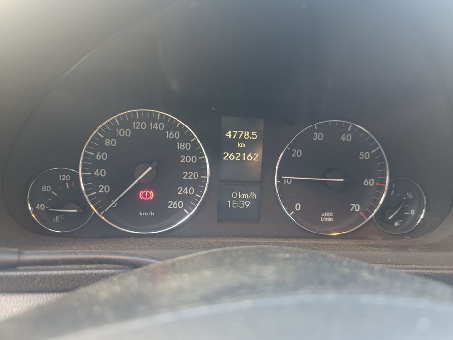 Mercedes-   Benz
