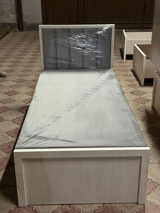 Кровать односпалка