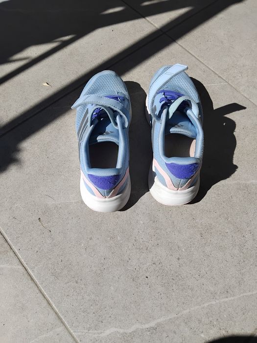Детски маратонки Adidas за момиче
