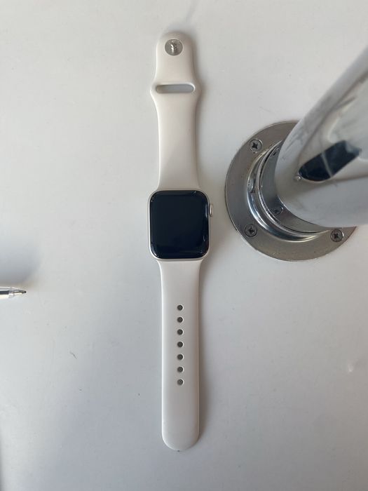 Оригинал Apple Watch SE 3 40 mm