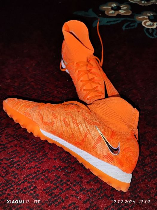 Сороконожки Nike Phantom Luna Orange, 38 размер