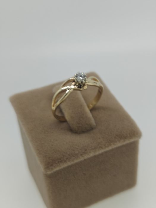 Inel logodna cu diamant 0.21Ct aur 9k 2.05gr (r)