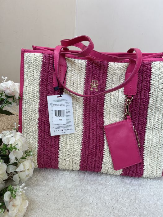 Tommy Hilfiger Guess