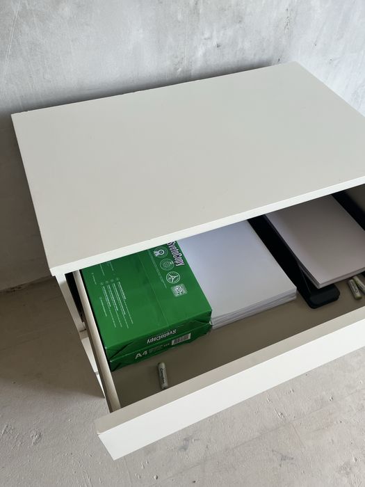 Белый комод Ikea