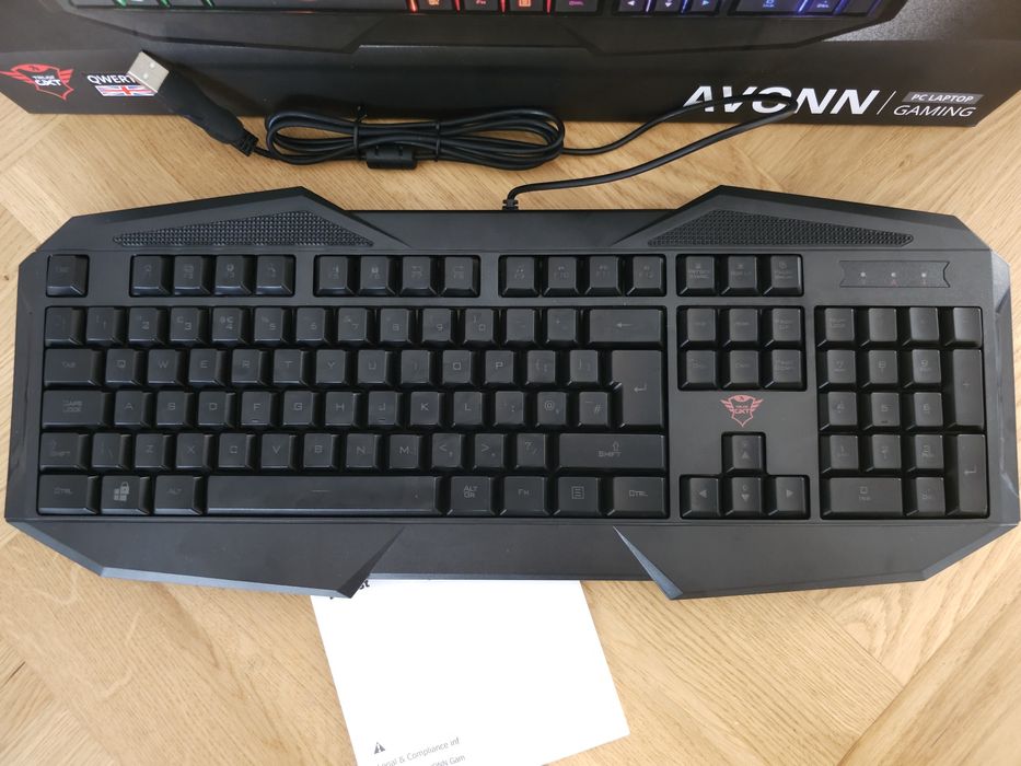Tastatura gaming Trust Avonn