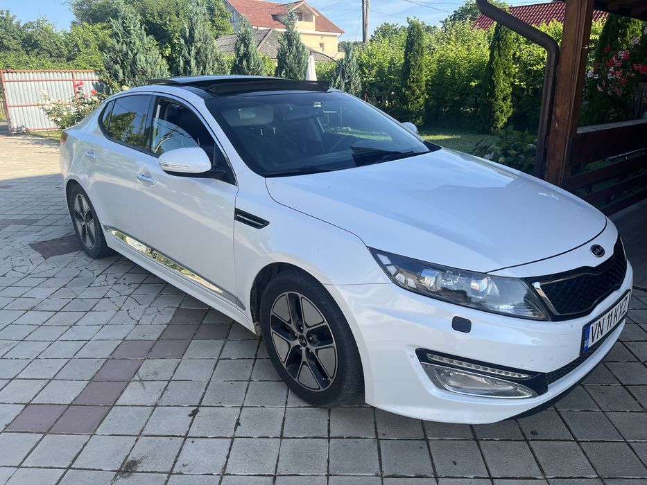 Vand kia optima hybrid