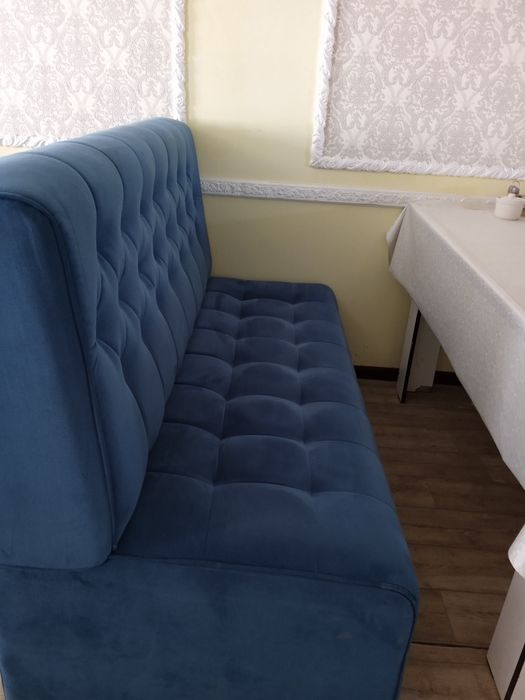 2 Диван с столом 1 коплект 150