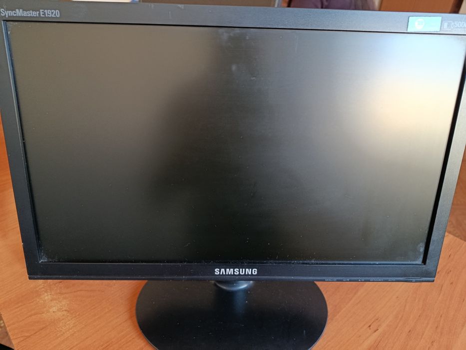 Монитор Самсунг б/у