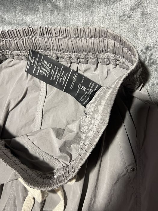 Pantaloni Made By Society