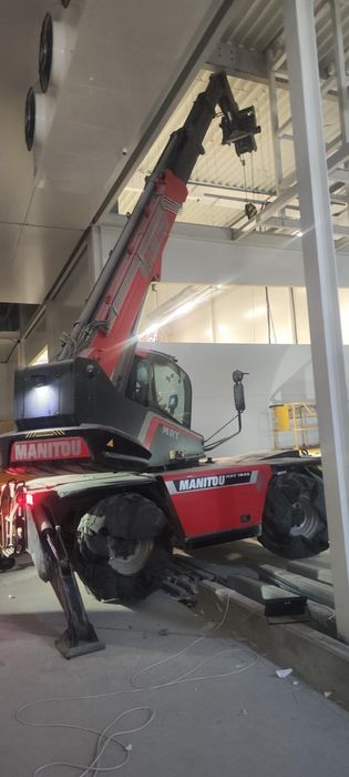 Inchiriez Manitou
