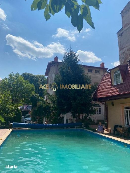 Vila de inchiriat | Unirii | Parcare | 340 mp utili - 1000 mp teren