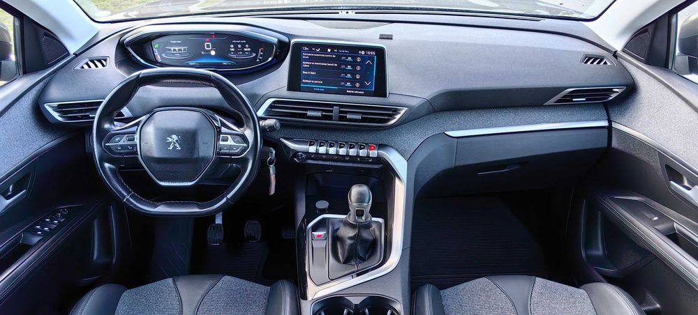 Vând Peugeot 3008 / 2019 / Euro 6 / Allure / LED / Camera