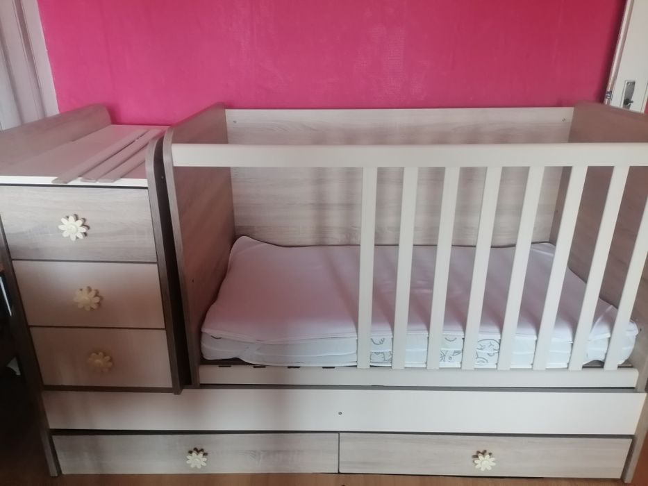 Детско легло със шкафчета