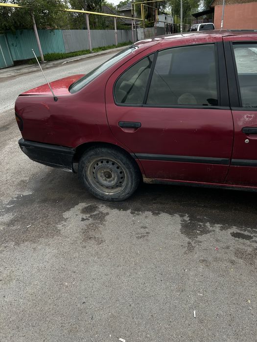 Nissan Primera p10