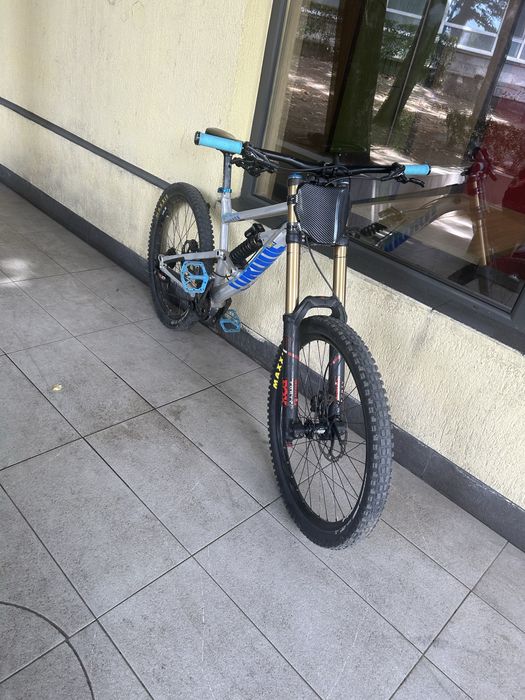 dh canyon плнински велосипед