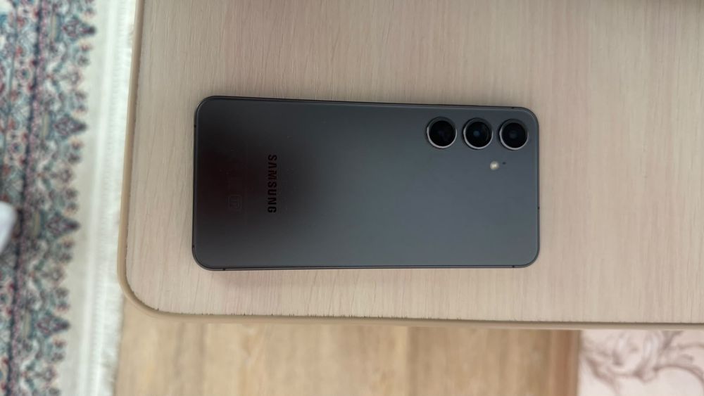 Samsung galaxy s24