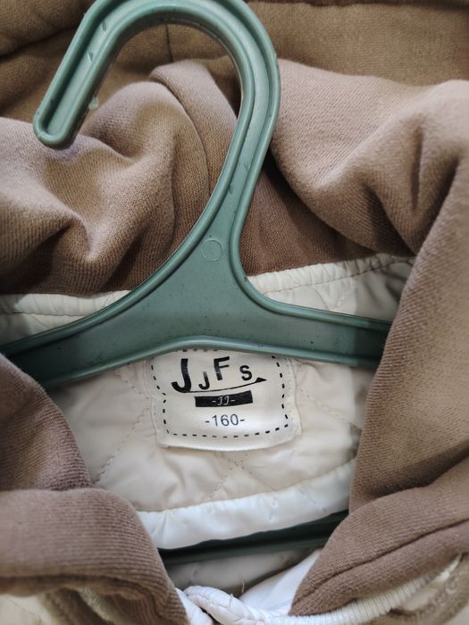 Куртка на девочку 10, 11 лет