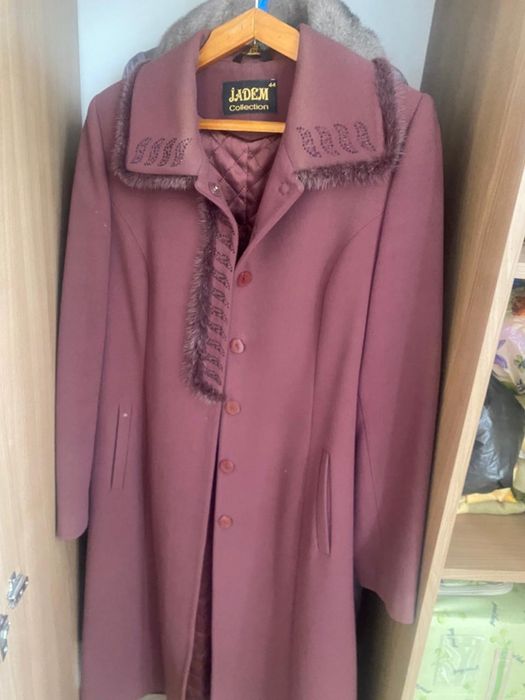 Продам демисезоние пальто