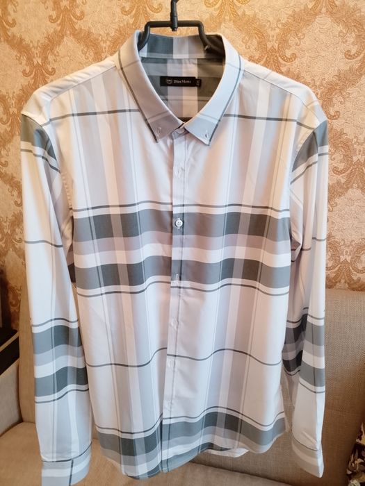 Продам рубашки новые