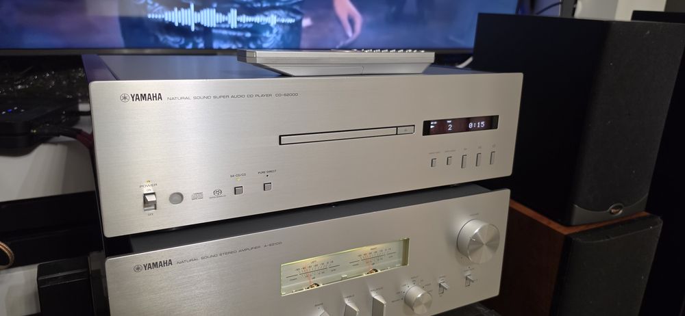SACD Cd player Yamaha CD-S2000 balansate XLR 15 kg la cutie Super Audio Cd Player